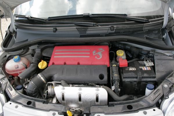 fiat 500 abarth (45) - motor