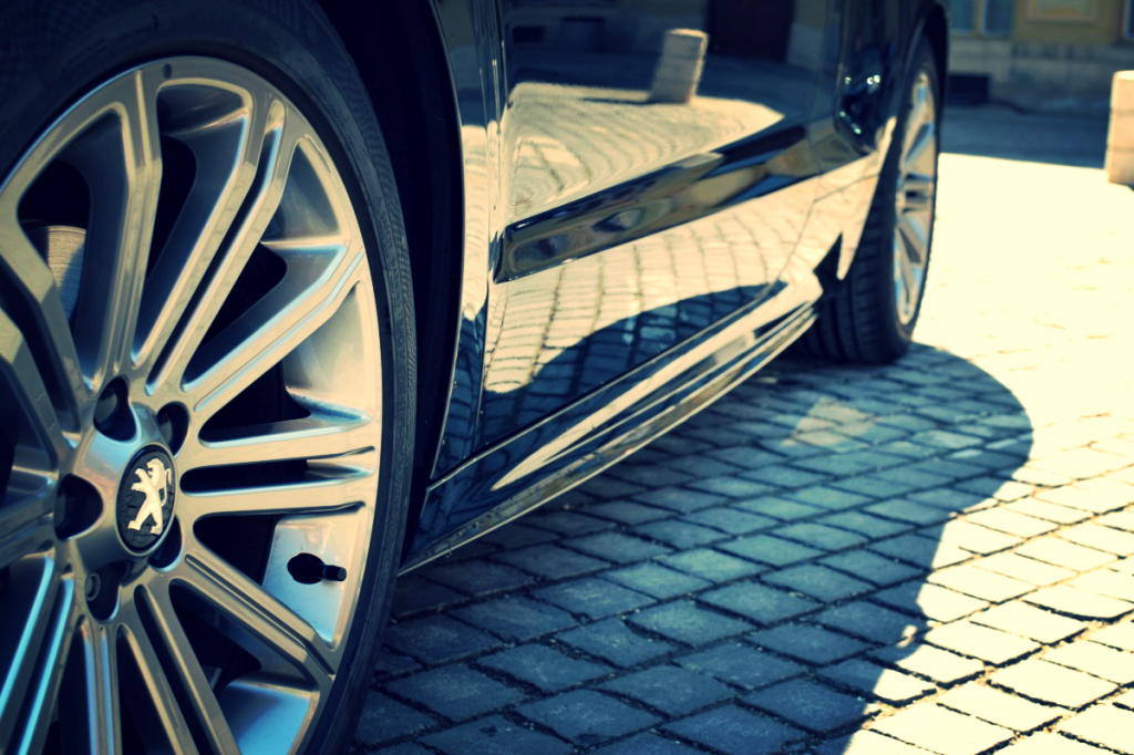 Aviary Photo_130408928333255028